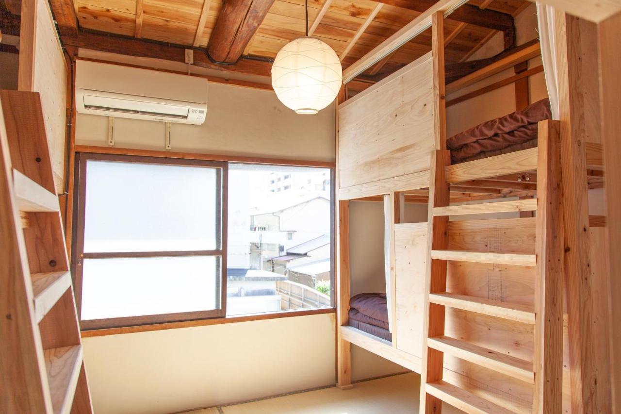 Fukuoka Guesthouse Ship Exteriör bild